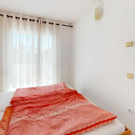 Apartment Royal Marine I Ga 4-6 *